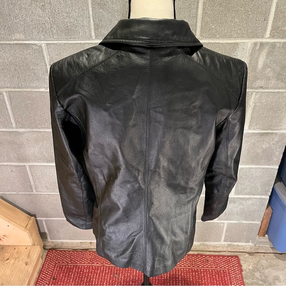 Worthington leather jacket. - Picture 6 of 11